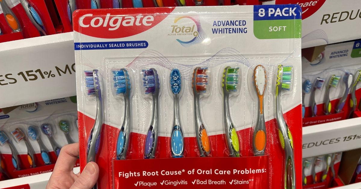 colgate-total-advanced-whitening soft toothbrushes