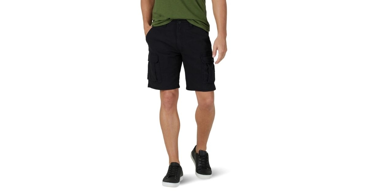 mens stretch cargo shorts