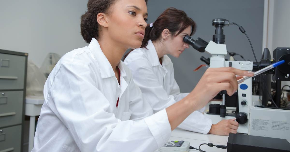 female lab workers