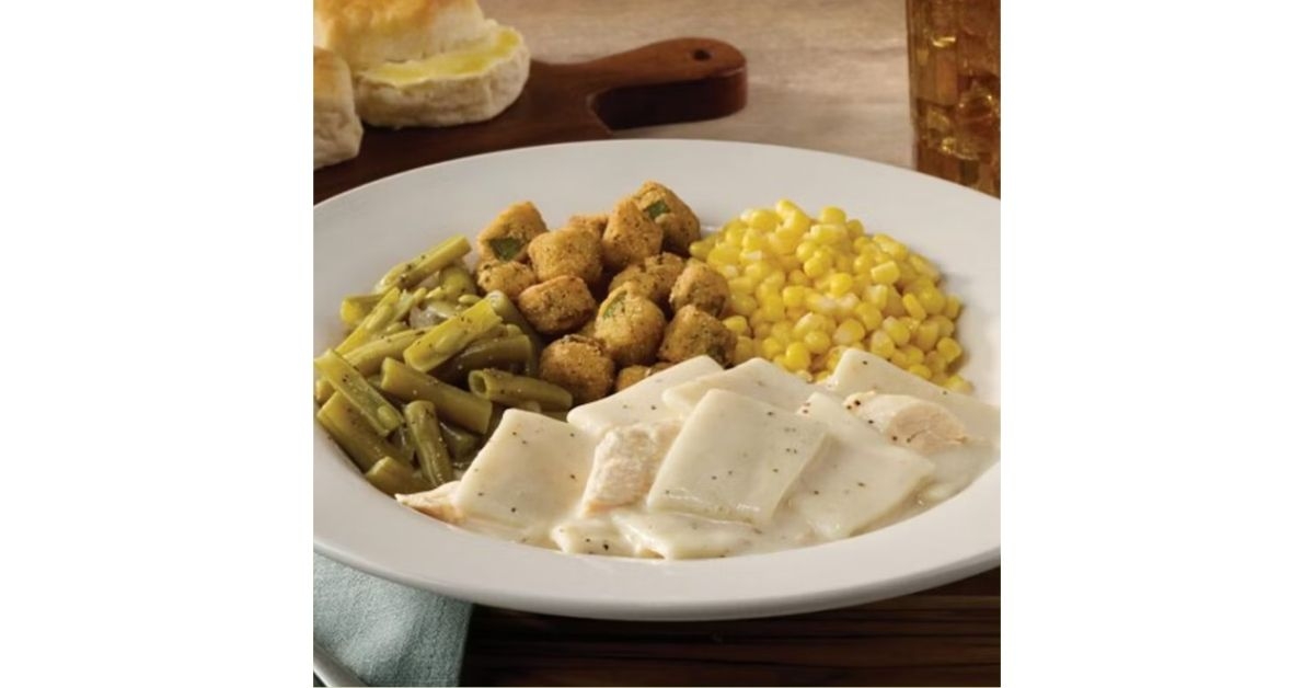 chicken and dumplins in a plate