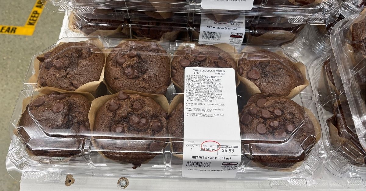 triple chocolate muffins