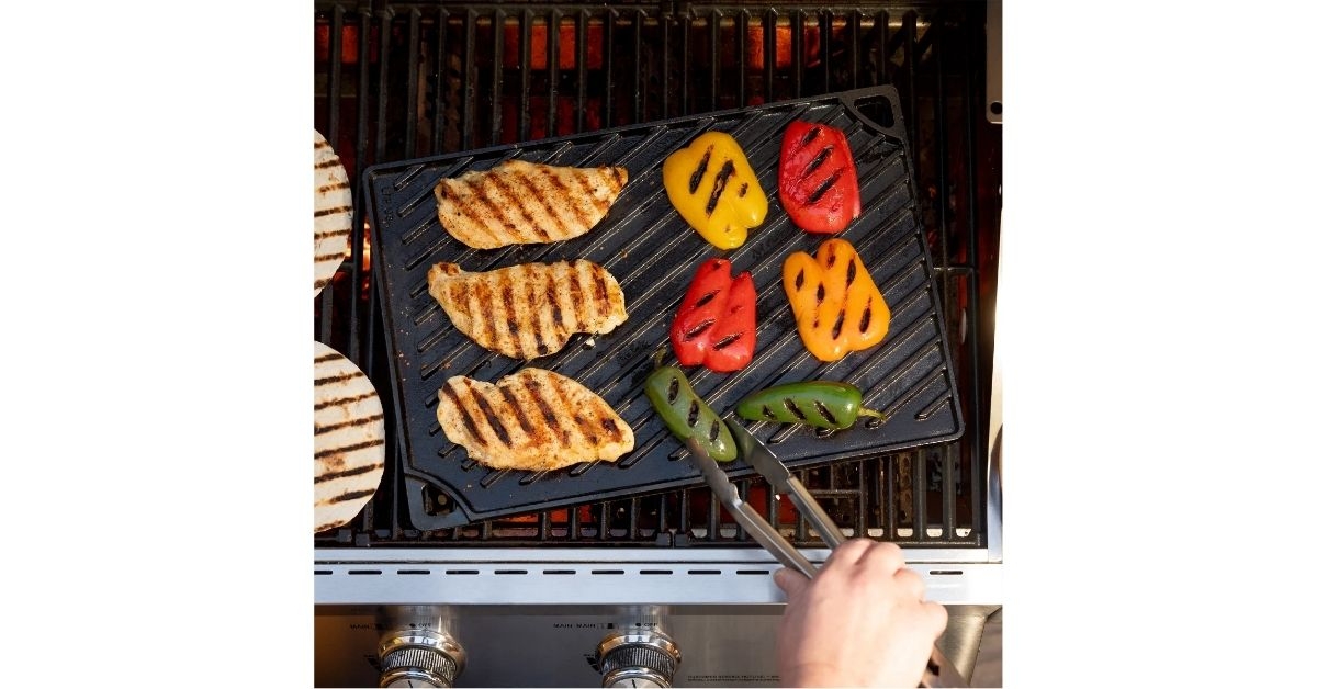 lodge pre seasoned cast iron reversible grill and griddle