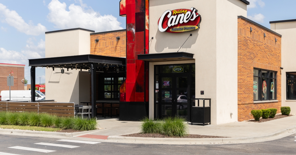 raising canes restaurant