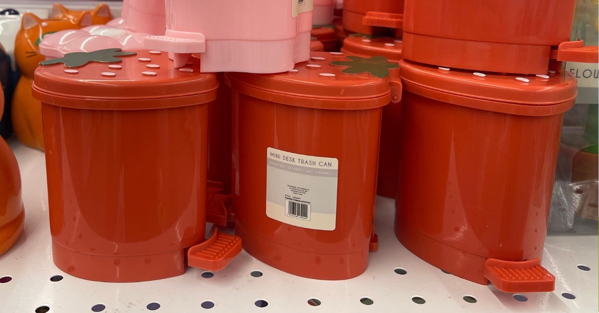 strawberry mini desk trash can