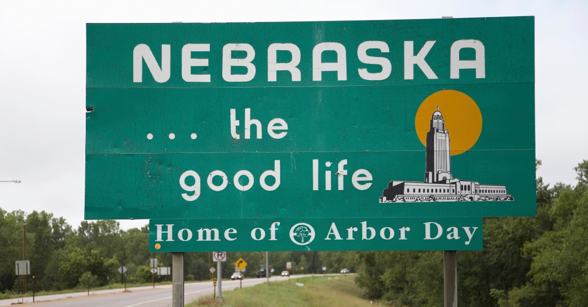 welcoming sign to nebraska