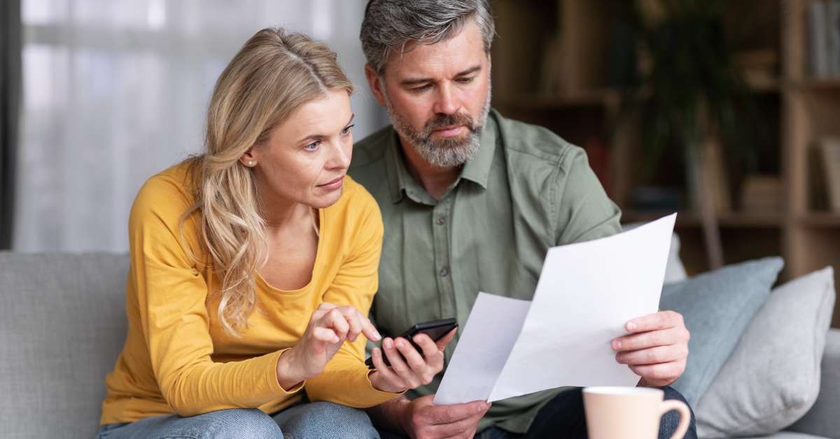 couple planning budget together