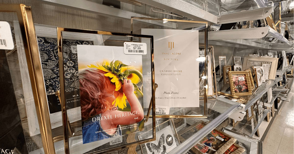 Gold frame photo frames