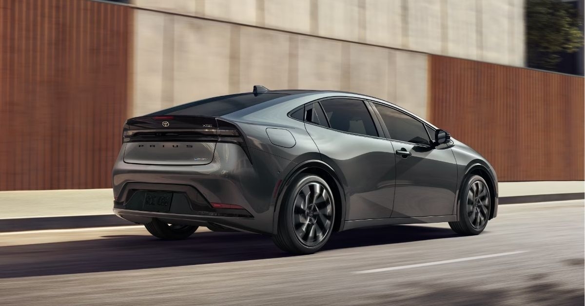 toyota prius plug in hybrid