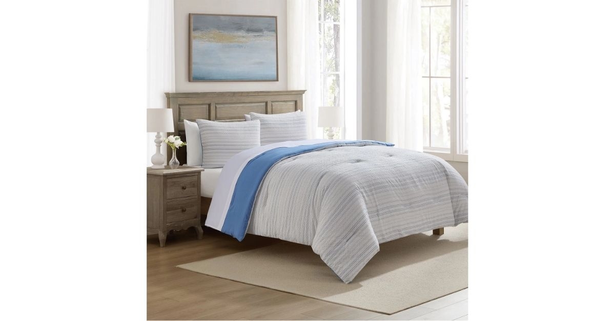 three piece comforter set