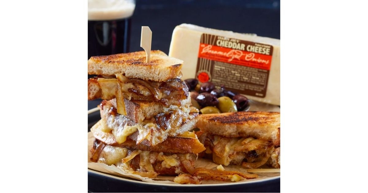 cheddar cheese with caramelized onions
