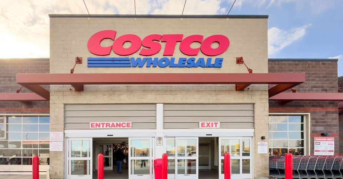 costco wholesale entrance store