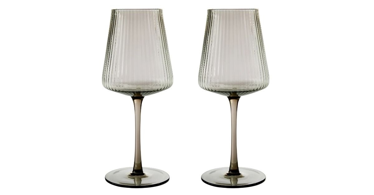 ribbed wine glasses