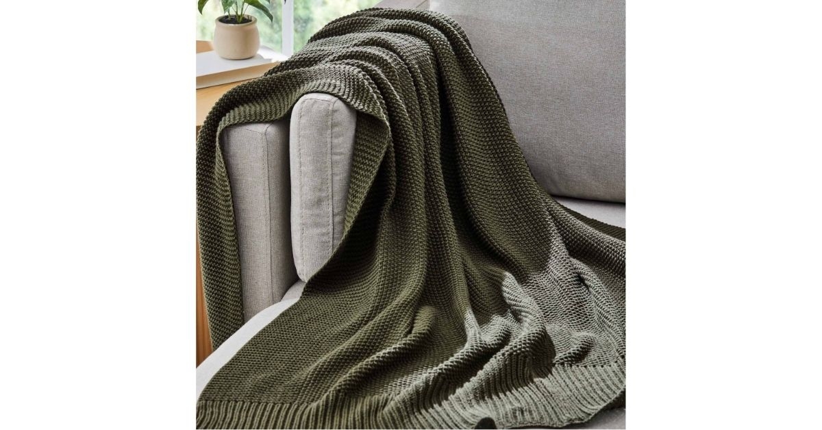 chunky knit throw blanket