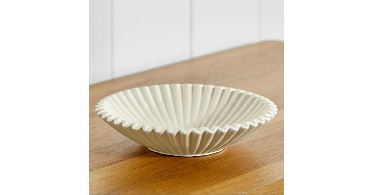tabletop ribbon design bowl