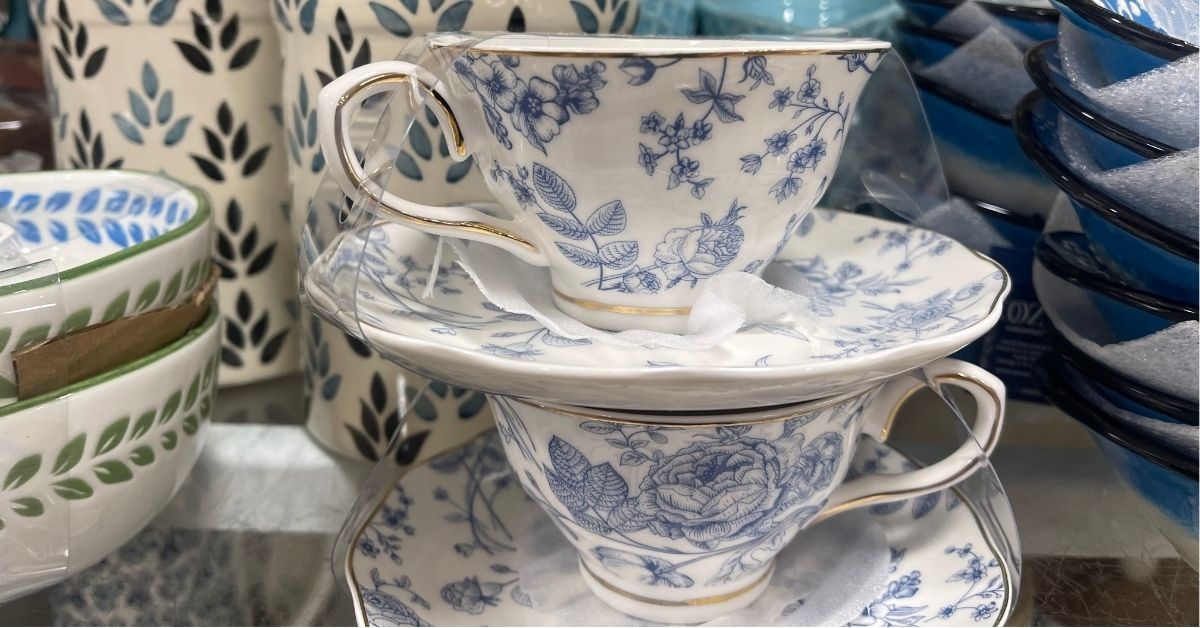 teacup and saucer set