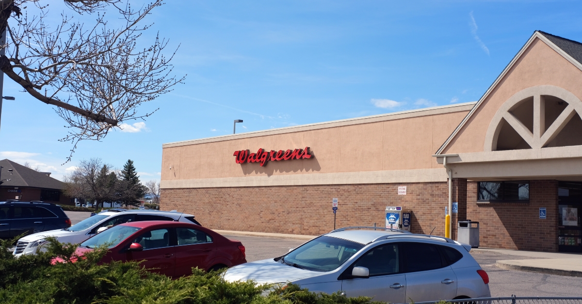 walgreens pharmacy store exterior