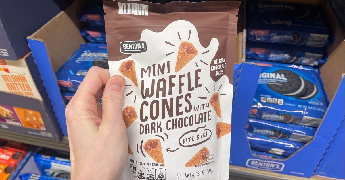 pack of mini waffle cones