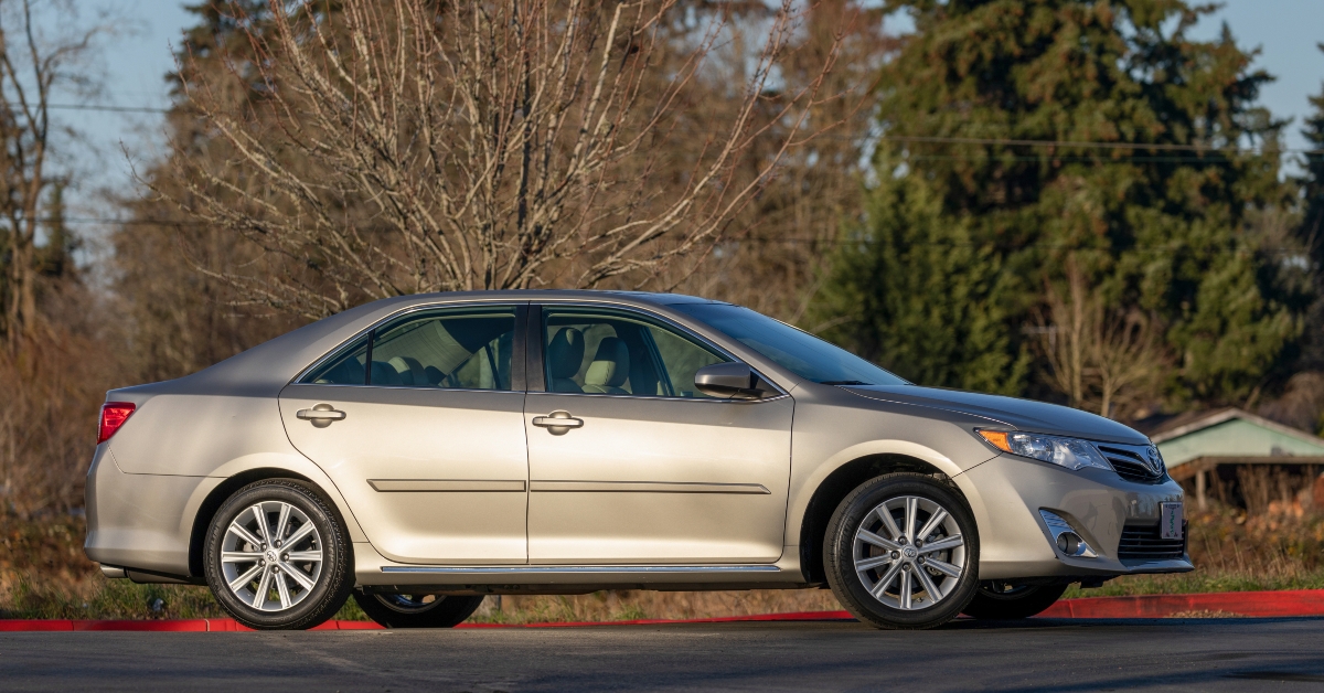 silver toyota camry