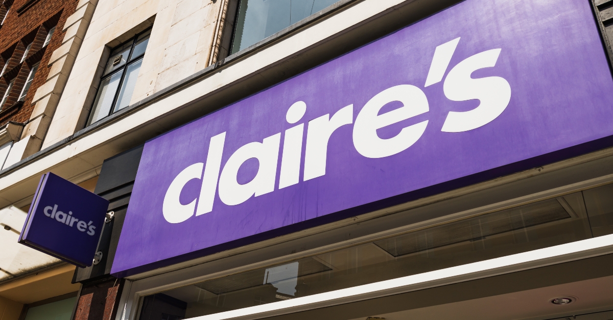 claires accessories store frontage