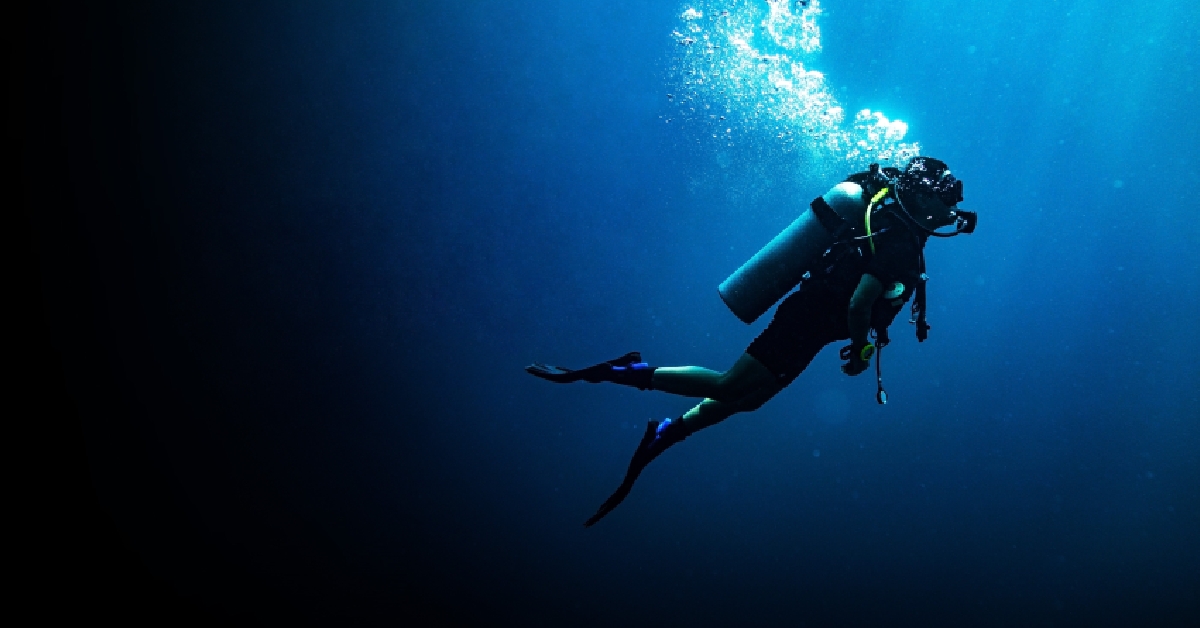 woman scuba diving
