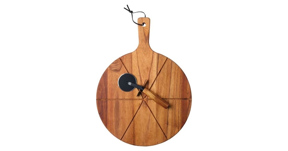 a pizza peel wheel