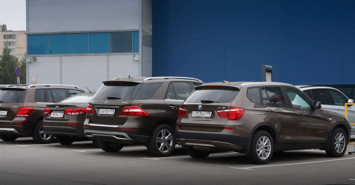 brown-cars-parked-in-a-row