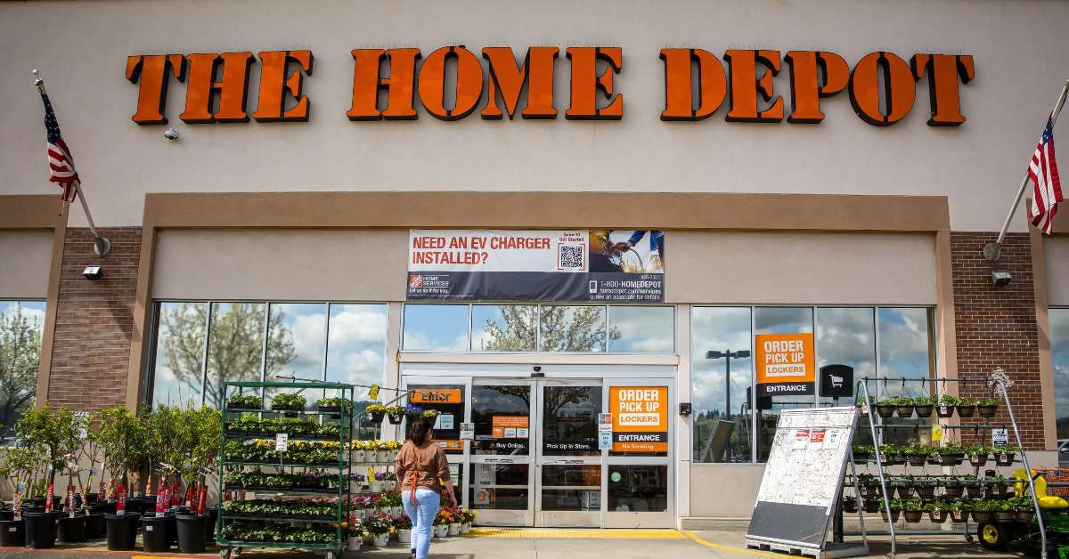 photo of the front entrance of a home depot