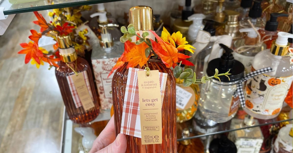 cedarwood and honey scented hand wash