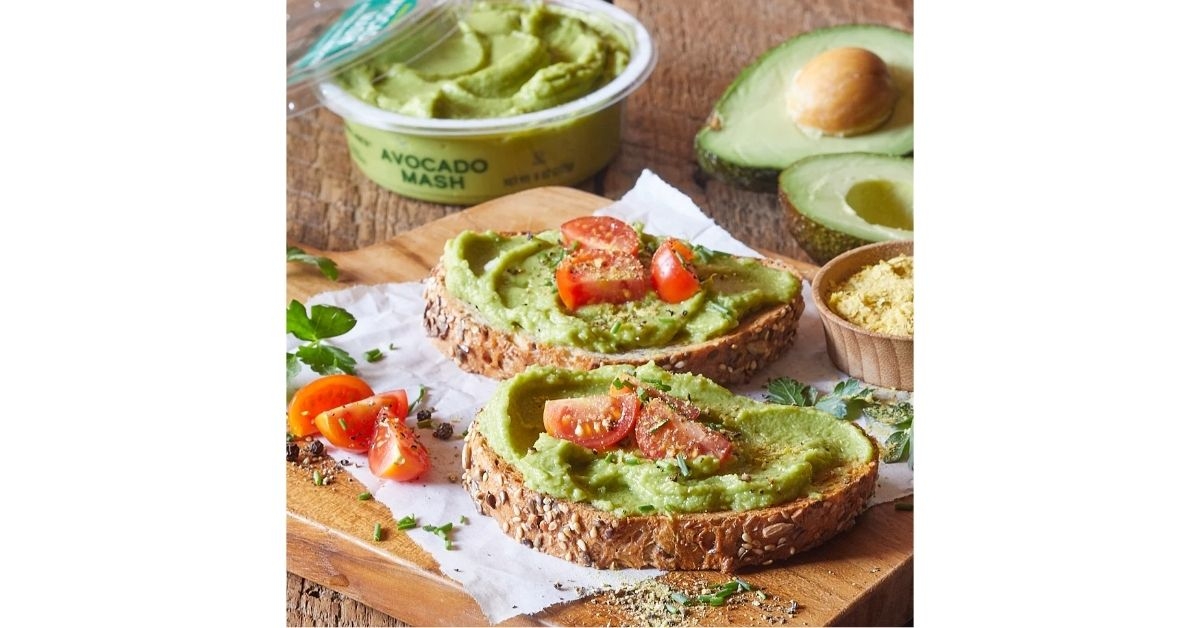avocado mash and sliced bread
