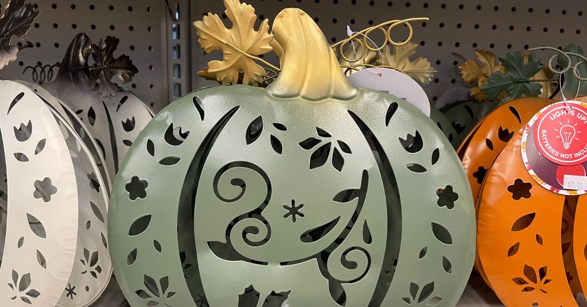 light-up pumpkin