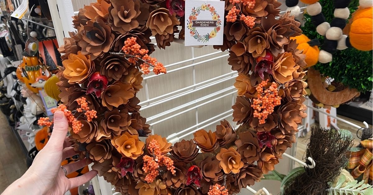 gardeners eden fall wreath