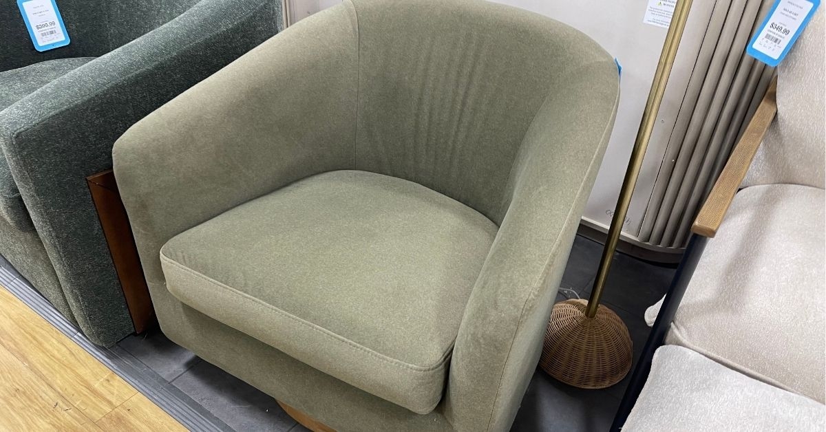 green swivel chair