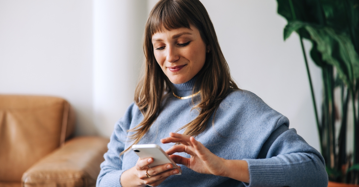 businesswoman using a mobile phone