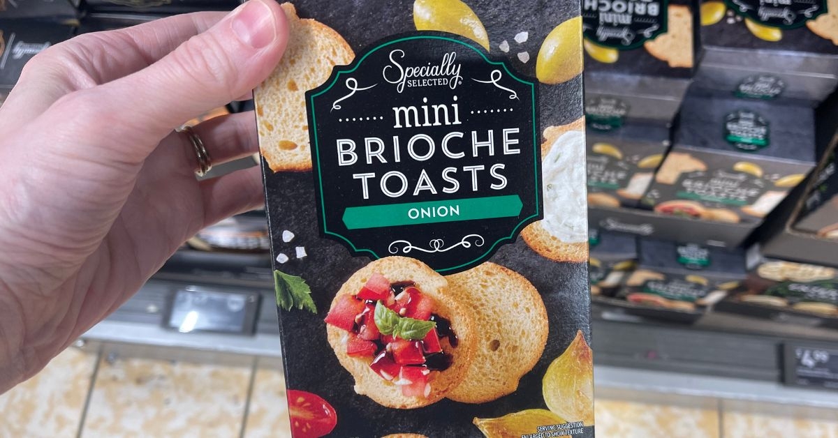 mini brioche toast crackers