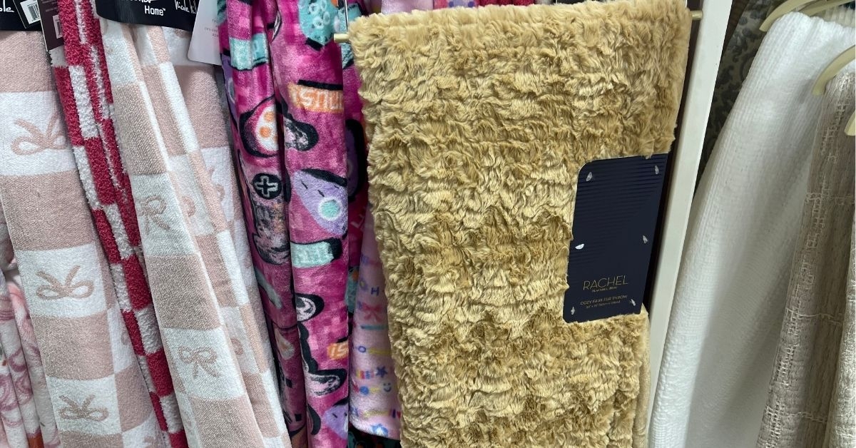 faux fur throw