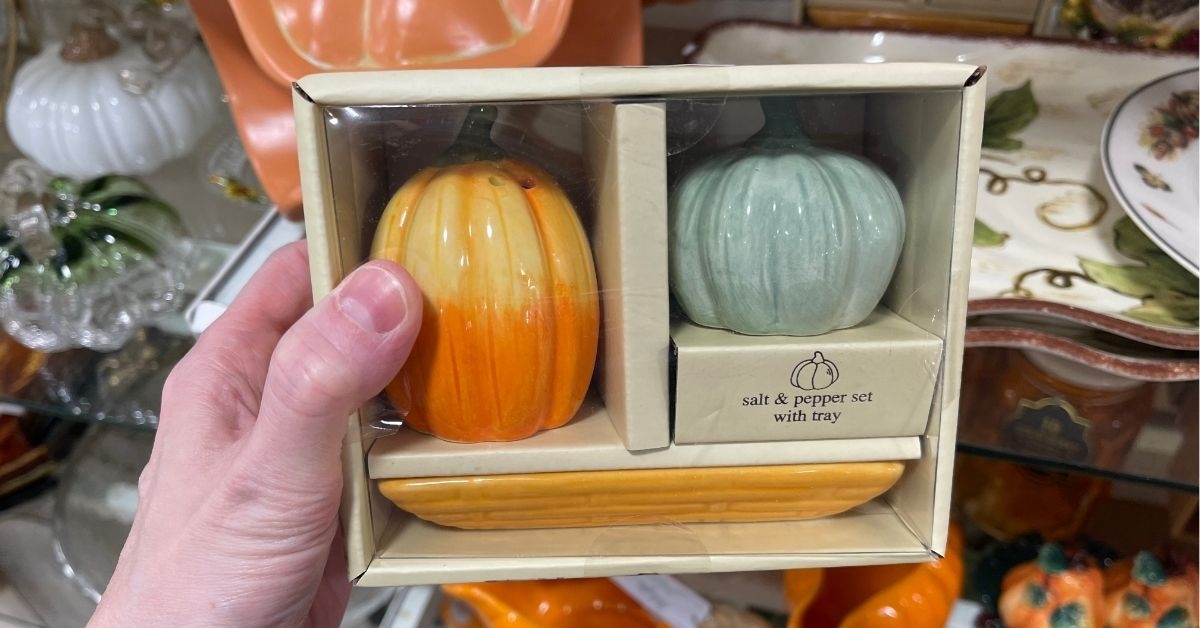 salt and pepper set
