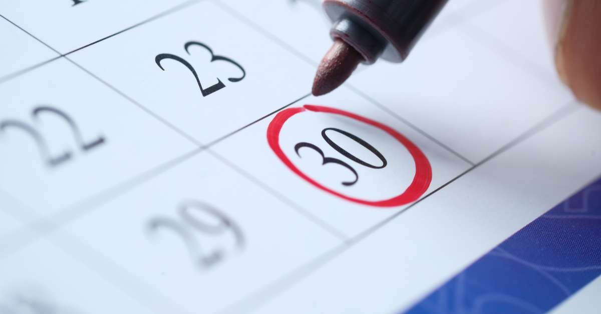 deadline concept with red mark on calendar