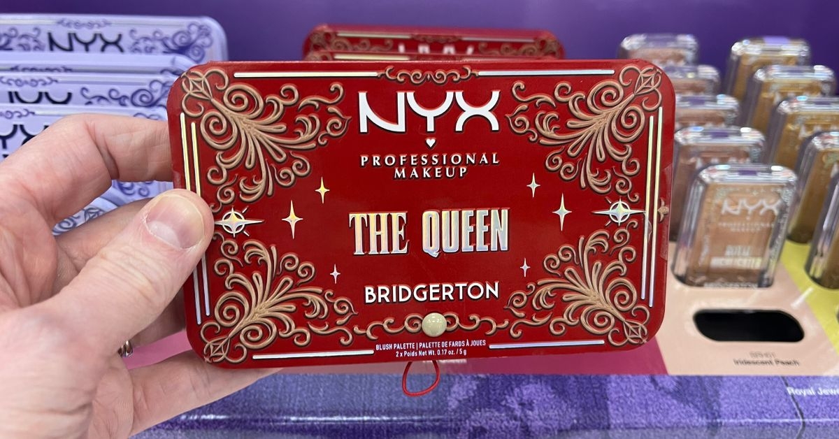bridgerton the queen blush