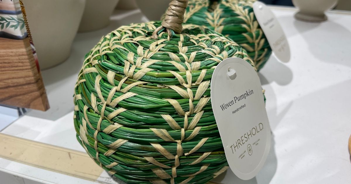 patterned woven pumpkin