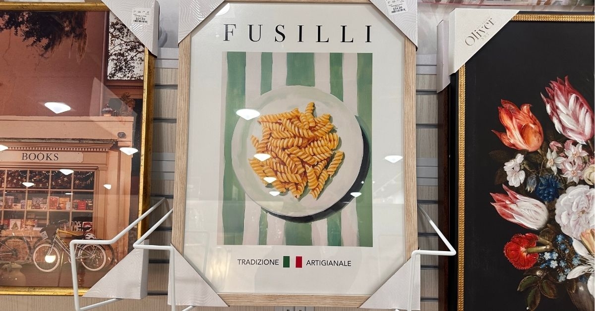 wall art fusilli italian pasta painting