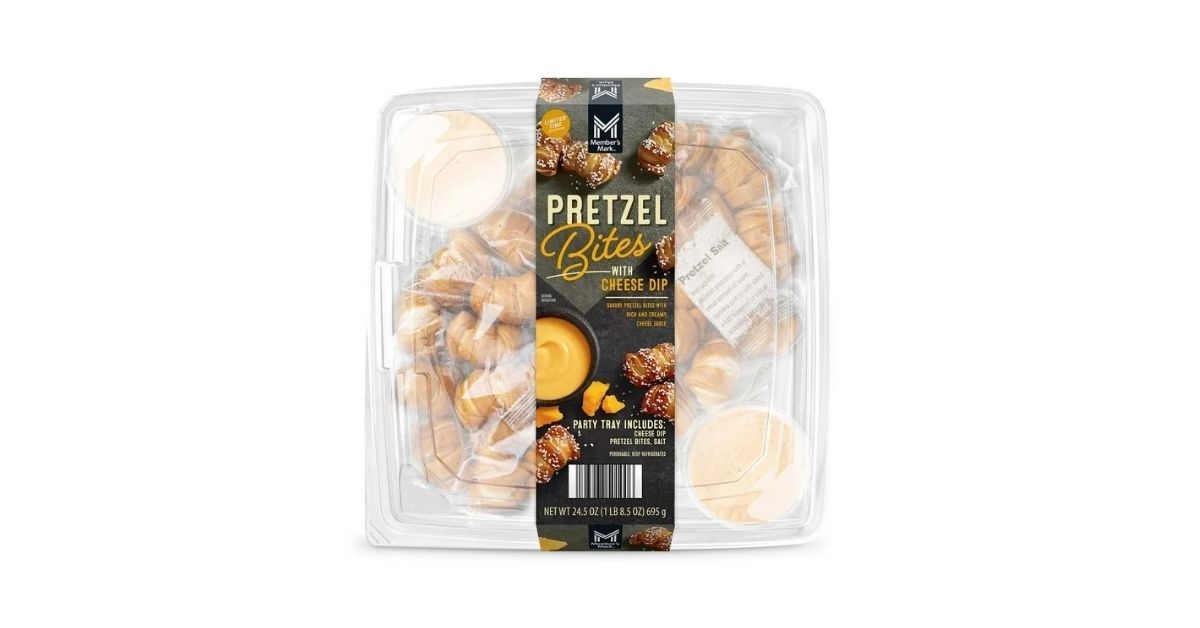 pretzel bite party tray with cheese dip