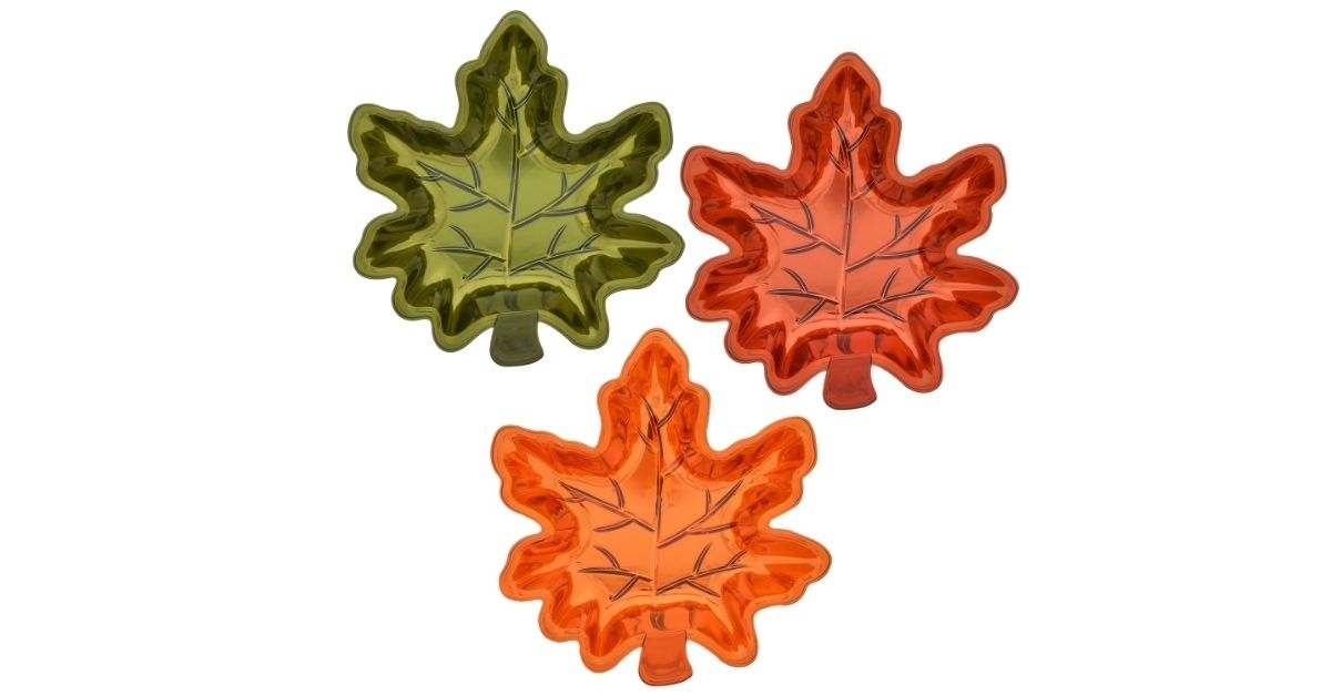 harvest theme maple leaf dish