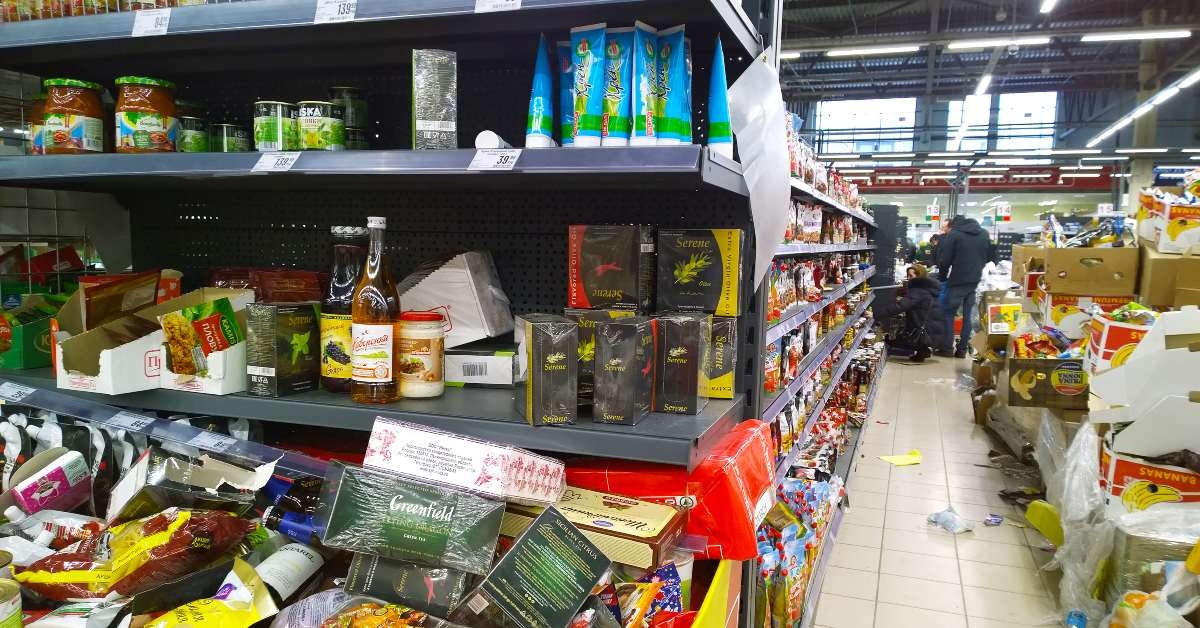 messy grocery store