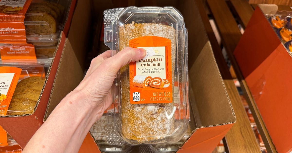 pumpkin cake roll