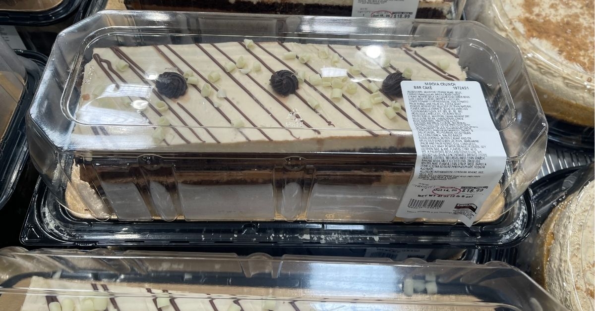 mocha crunch bar cake