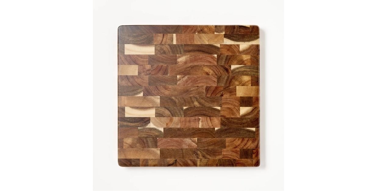 acacia wood cutting board