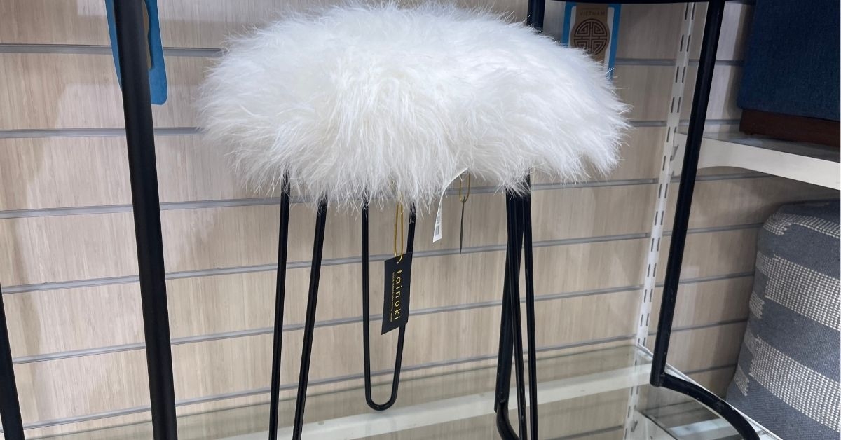 tainoki faux fur stool
