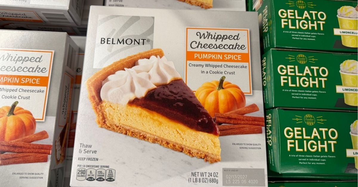 pumpkin spice whipped cheesecake