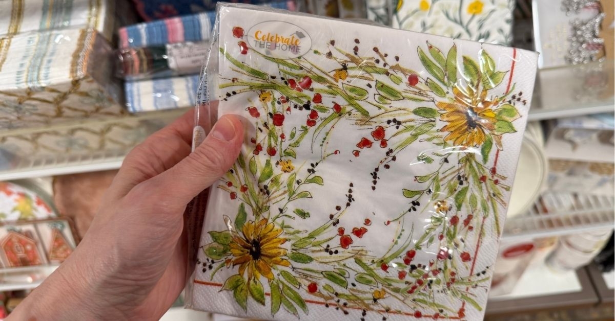 celebrate the home lunch napkins