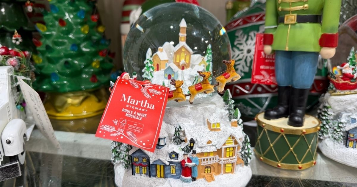musical snow globe